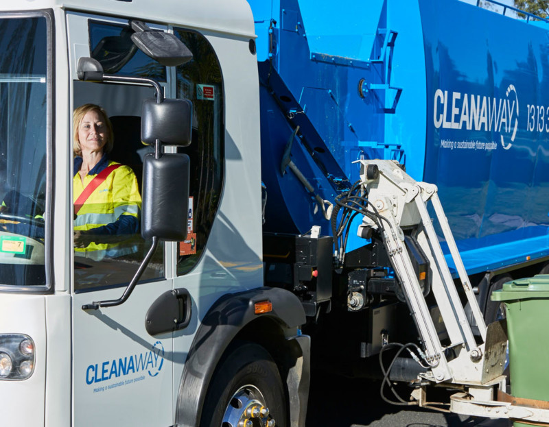 Anti rollaway clean away trucks for waste management